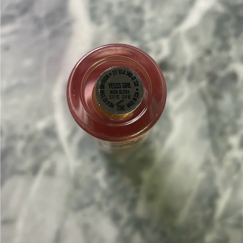 Kylie Cosmetics High Gloss Lip Gloss Yesss‎ Girl